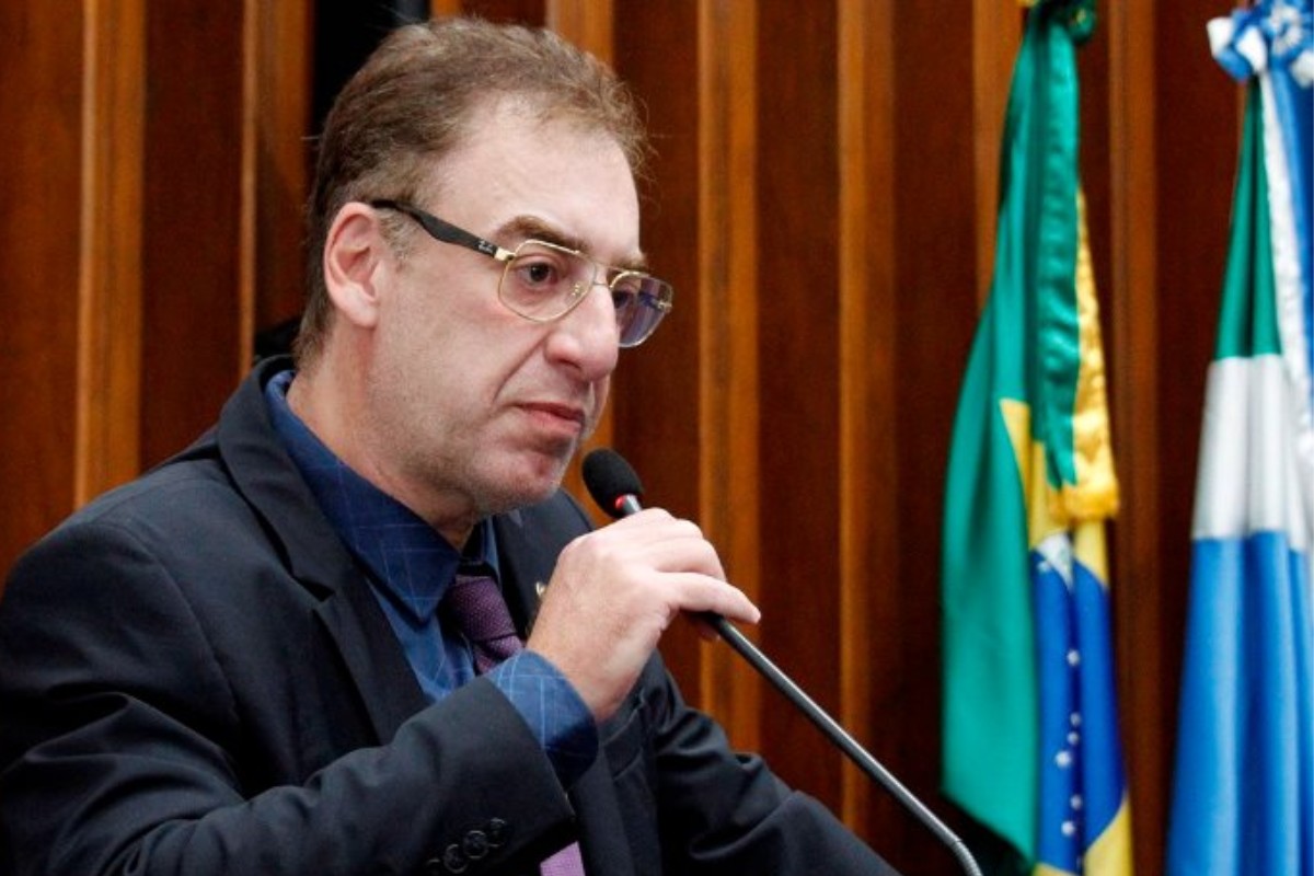 Justiça manda PF pedir inclusão de ex-deputado Neno Razuk na lista vermelha da Interpol